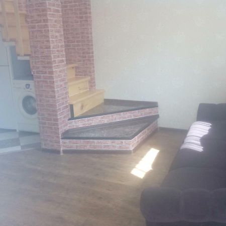 Malu Villa Kutaisi Luaran gambar