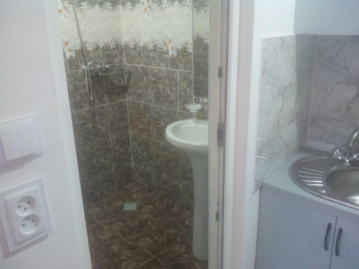 Malu Villa Kutaisi Luaran gambar