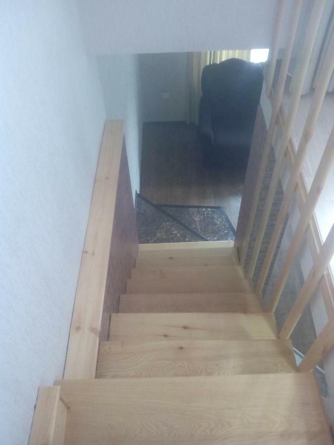 Malu Villa Kutaisi Luaran gambar